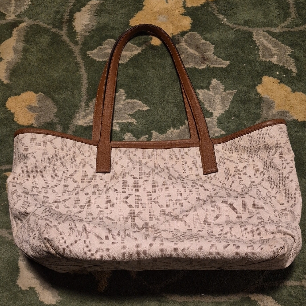 Michael Kors Tan and Cream Signature Tote